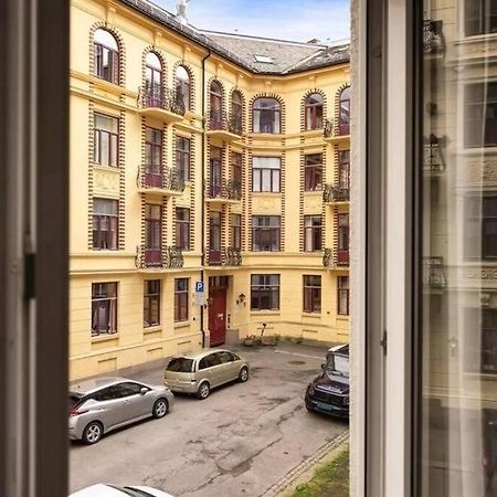 Praktisk 1-Roms Leilighet Oslo Buitenkant foto
